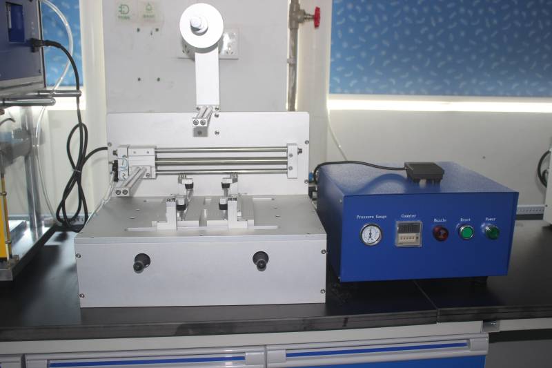 pouch cell manual stacking machine.jpg